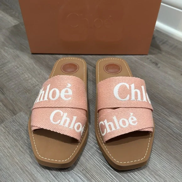 Chloe Woody Logo Sandal Slides in Light Rosewood - Picture 3 of 16